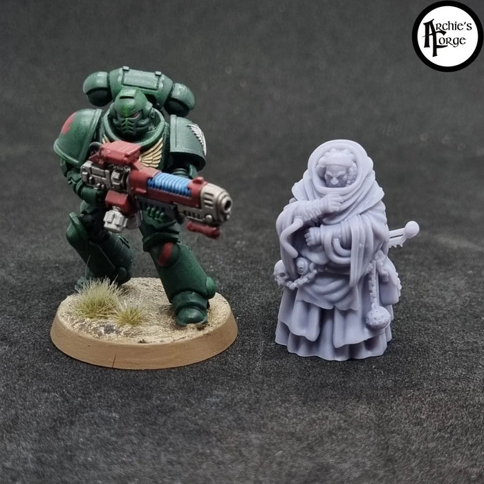 Inquisitorial Confessor / Priest model for 28mm wargaming - Archies Forge