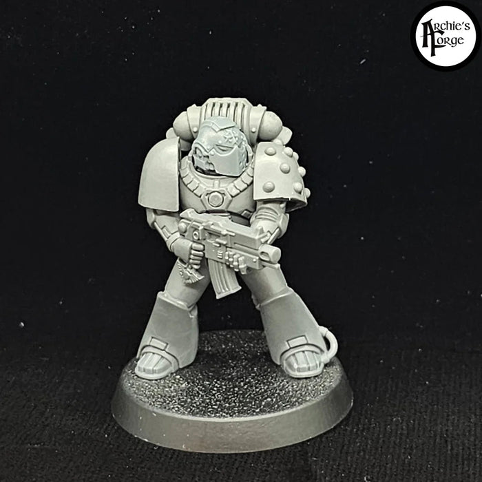 Legio Templaris Knight Helms - Set 10 - Archies Forge